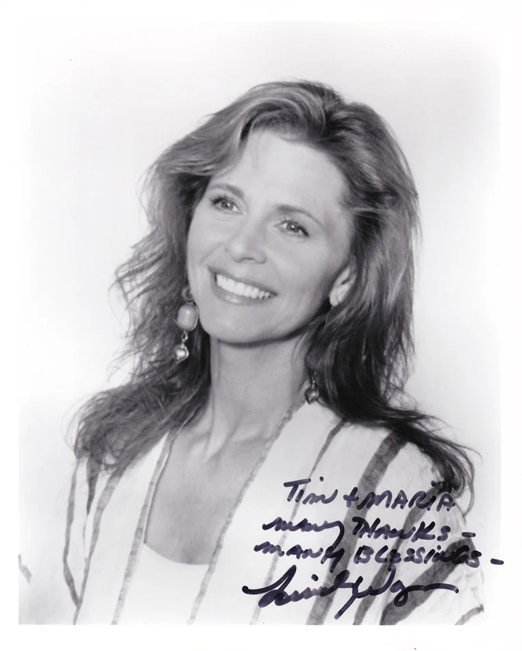 Image of Lindsey Wagner for Scoop Masters pet waste removal service site's gallery.