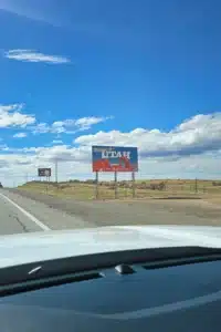 entering Utah freeway sign